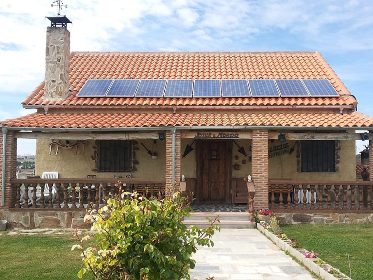 Alba de Tormes - Para Vivienda y Pivot -2.16 kWp