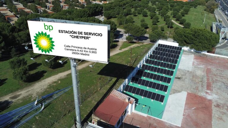 Madrid Estacion de Servicio Cheyper 3555 kWp
